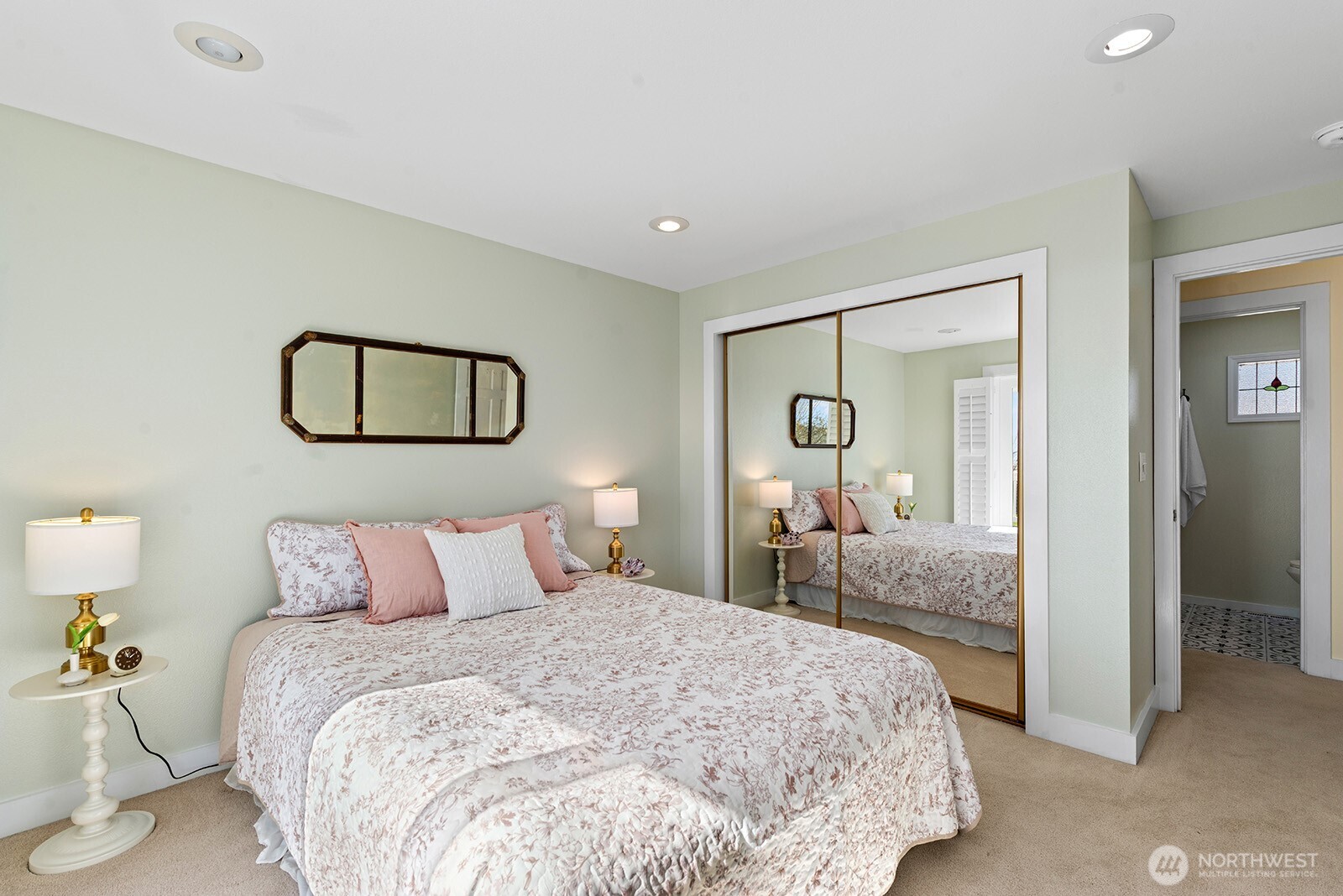 7613 Southwest 258th Court Vashon, WA 98070 - Photo 18 of 40