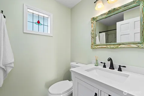 $865,000 | 7613 Southwest 258th Court, Vashon, WA 98070