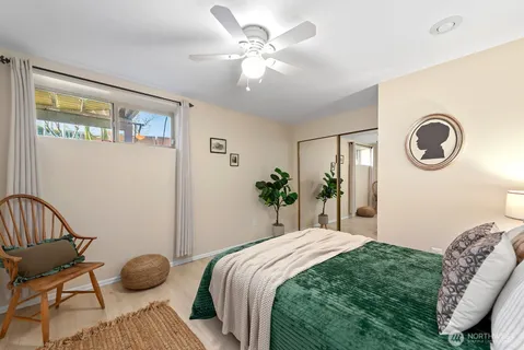 $865,000 | 7613 Southwest 258th Court, Vashon, WA 98070