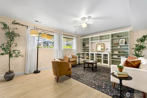 $865,000 | 7613 Southwest 258th Court, Vashon, WA 98070