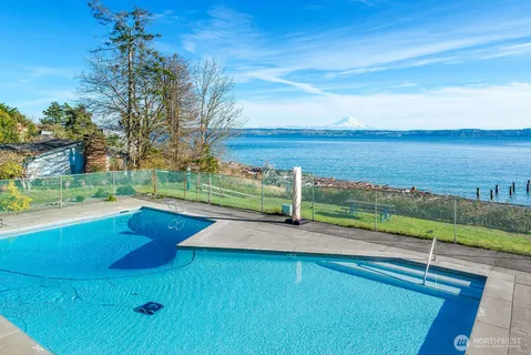 $865,000 | 7613 Southwest 258th Court, Vashon, WA 98070