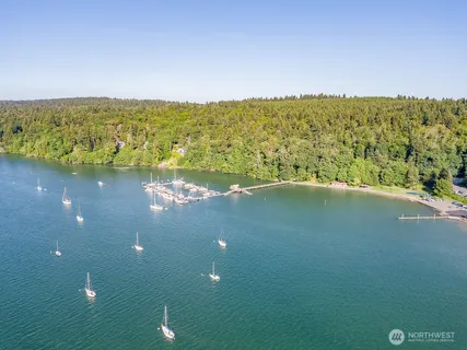 $865,000 | 7613 Southwest 258th Court, Vashon, WA 98070