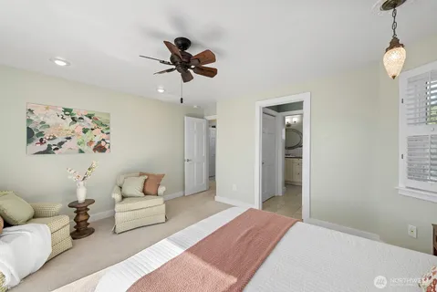 $865,000 | 7613 Southwest 258th Court, Vashon, WA 98070