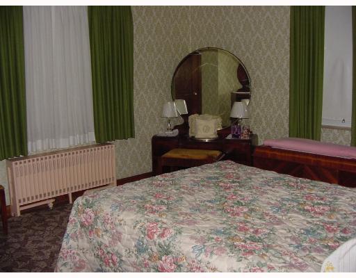 227 Hester Avenue McKees Rocks, PA 15136 - Photo 5 of 8 Master Bedroom.