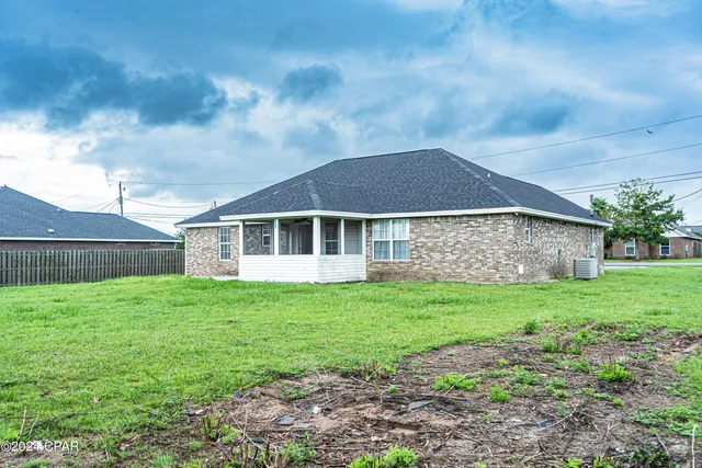 $2,600 | 5014 Merritt Brown Way, Panama City, FL 32404