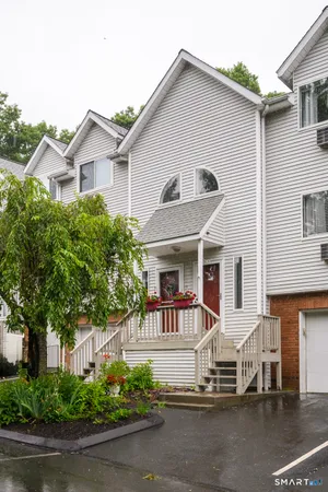 $225,000 | 925 Oronoke Road, Waterbury, CT 06708