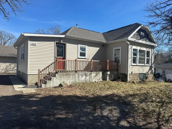 $130,000 | N1224 Clover Road, Bloomfield, WI 53128
