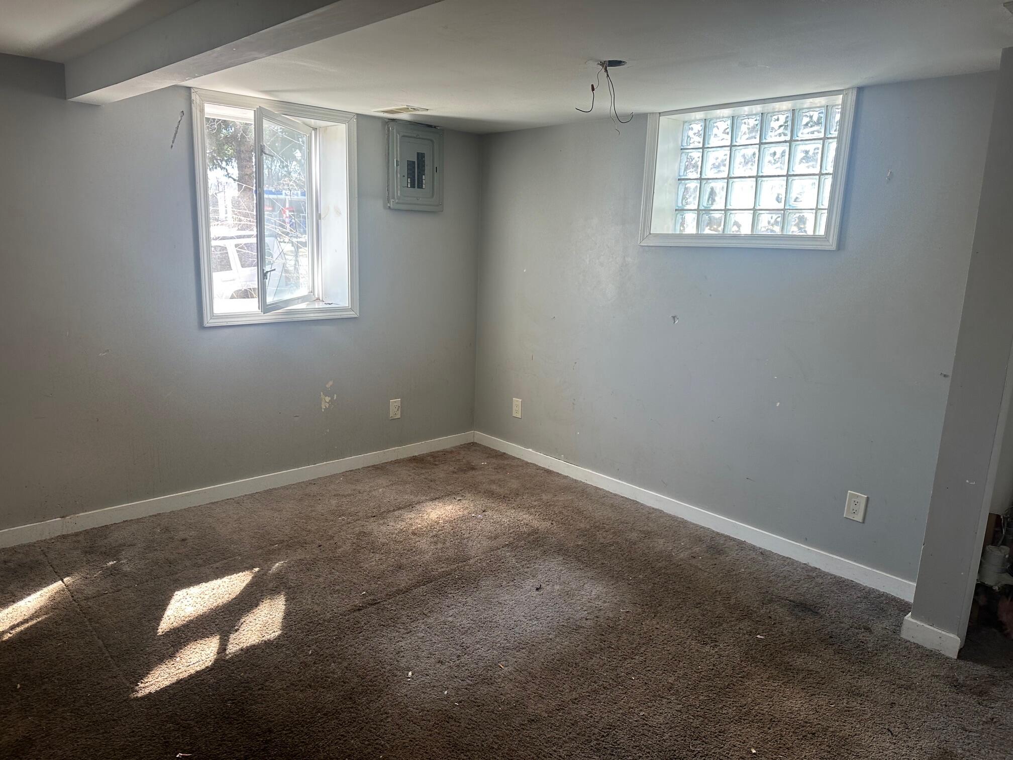N1224 Clover Road Bloomfield, WI 53128 - Photo 13 of 29 Basement master bedroom (2)