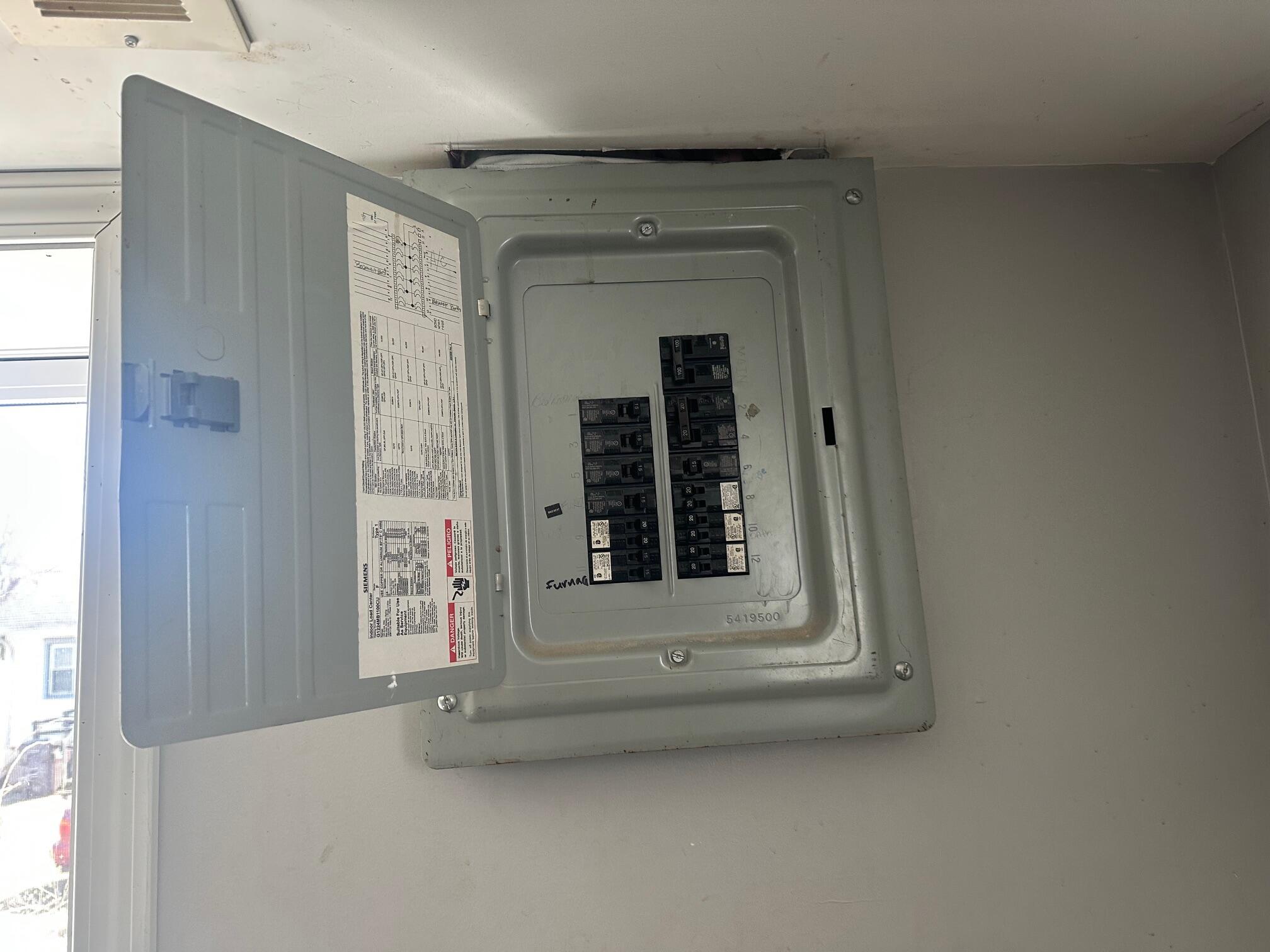 N1224 Clover Road Bloomfield, WI 53128 - Photo 24 of 29 100 amp electrical service