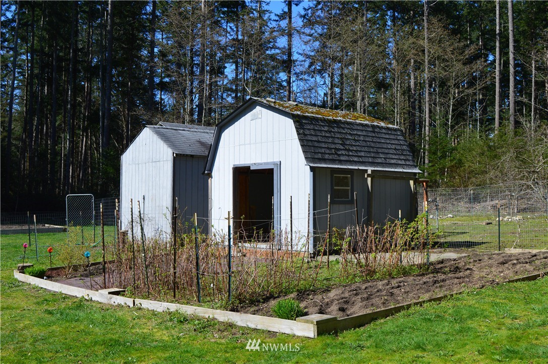 133 East Crescent Harbor Road Oak Harbor, WA 98277 - Photo 22 of 25 Gallery Image 22