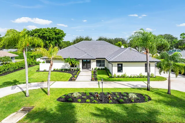 $2,089,999 | 4379 St Andrews Drive, Boynton Beach, FL 33436