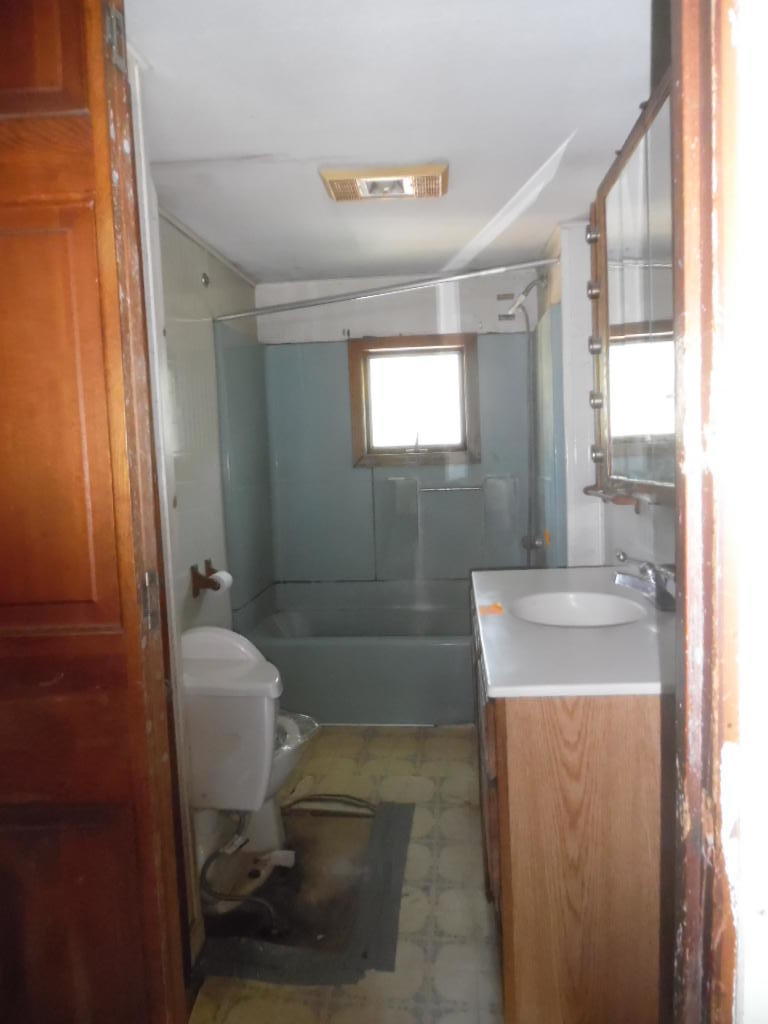 768 Parker Farm Road Buxton, ME 04093 - Photo 8 of 26 011