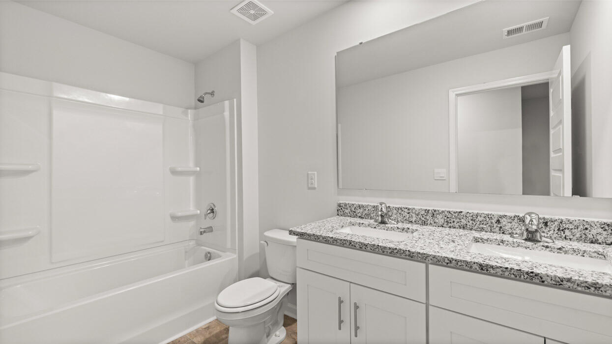 336 Streamsong Road Evans, GA 30809 - Photo 29 of 37 Full guest bath upstairs