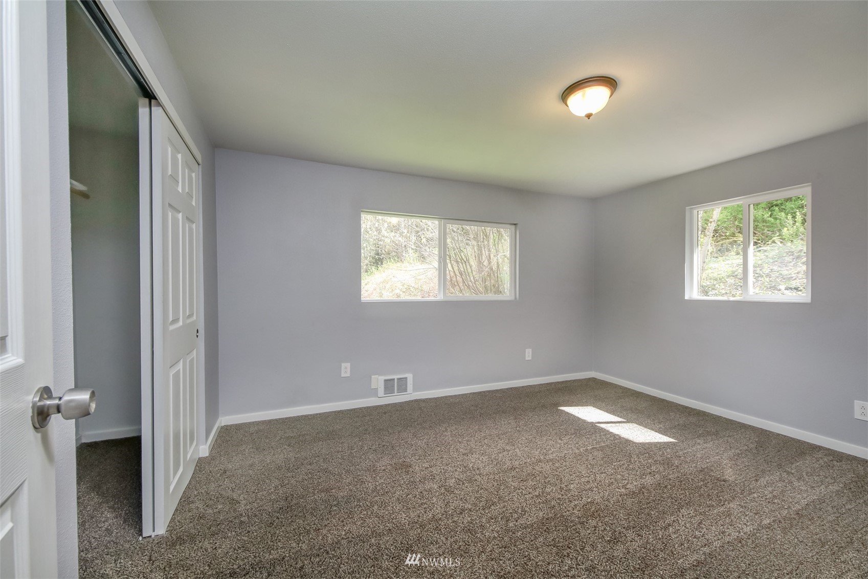 3661 West Frontage Road Port Orchard, WA 98367 - Photo 20 of 33 Gallery Image 20