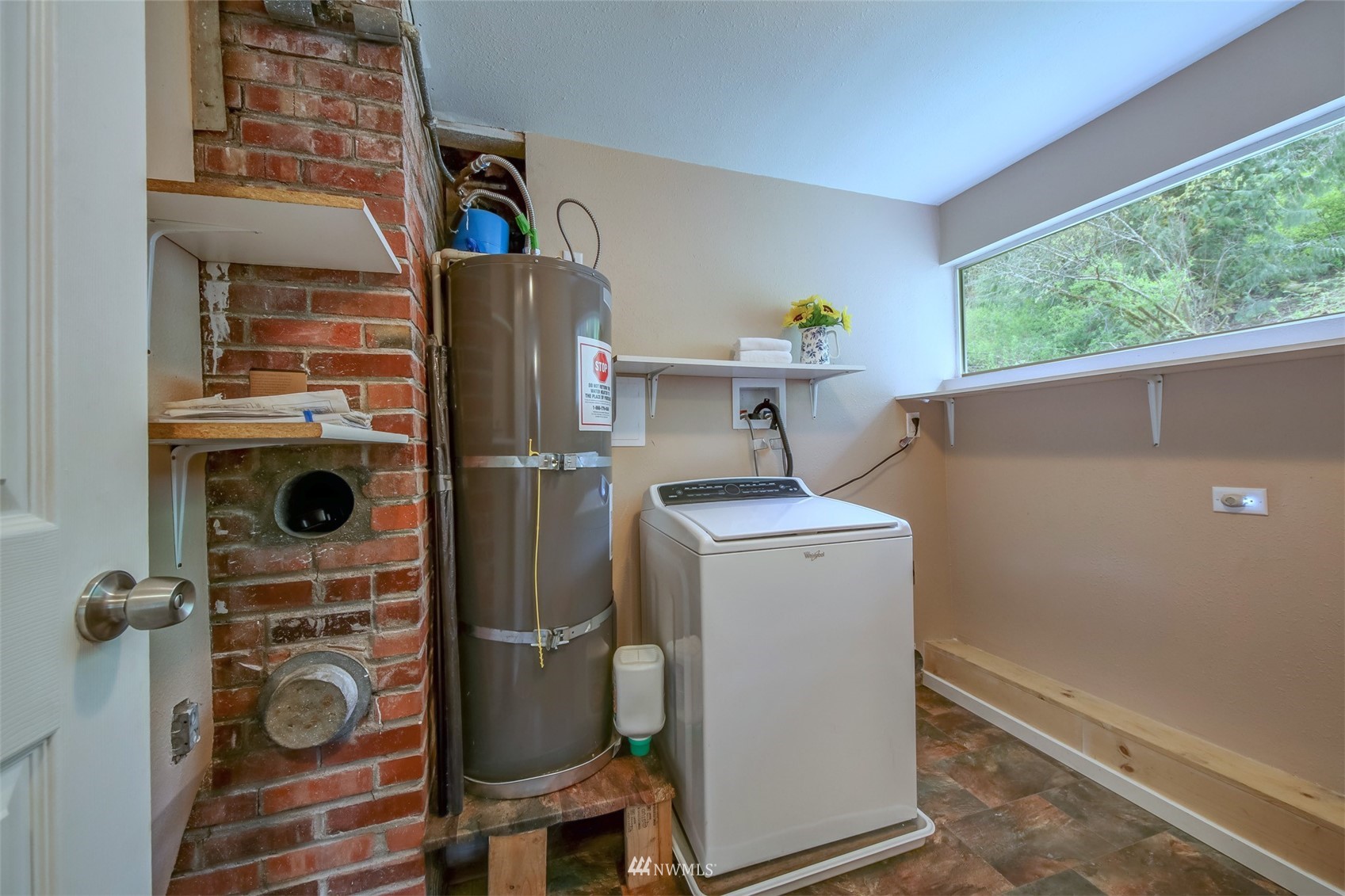 3661 West Frontage Road Port Orchard, WA 98367 - Photo 21 of 33 Gallery Image 21
