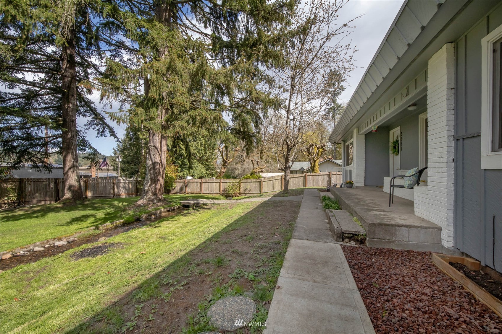 3661 West Frontage Road Port Orchard, WA 98367 - Photo 3 of 33 Gallery Image 3