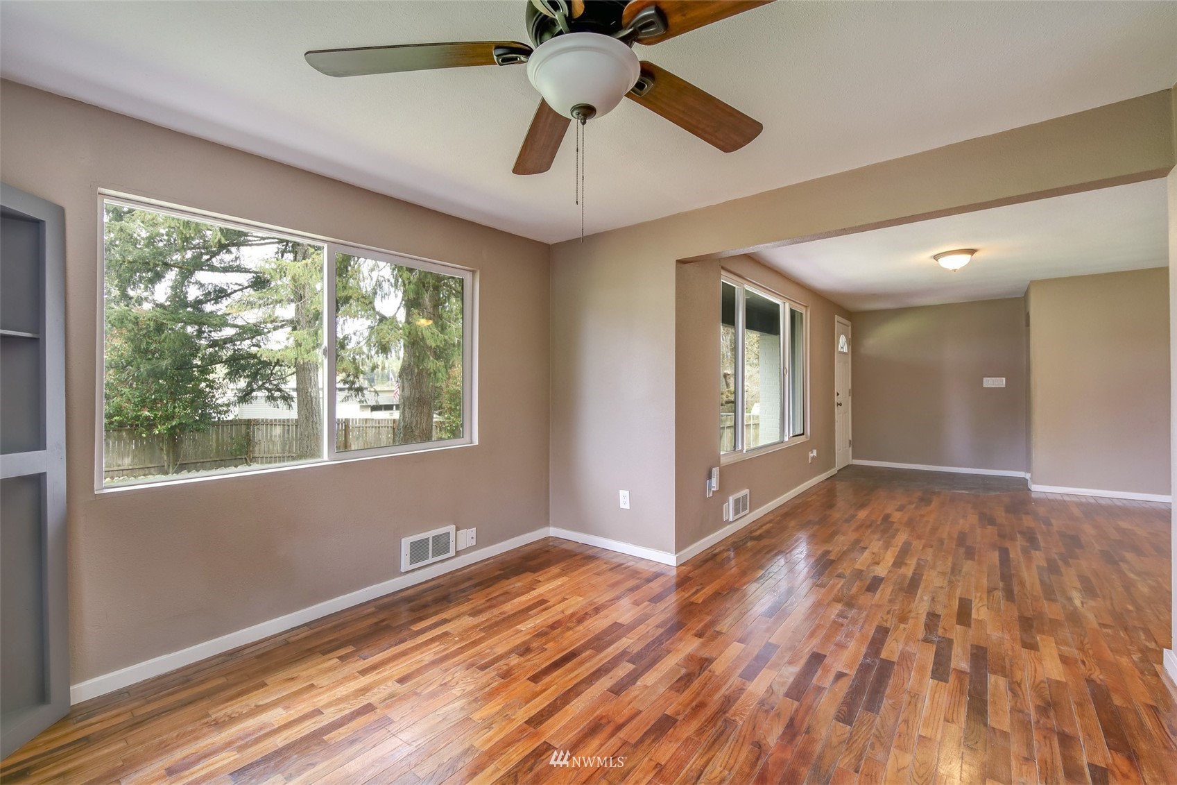 3661 West Frontage Road Port Orchard, WA 98367 - Photo 9 of 33 Gallery Image 9
