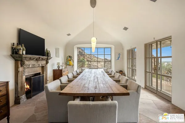 $9,350,000 | 252 Ridge Road, Palm Springs, CA 92264