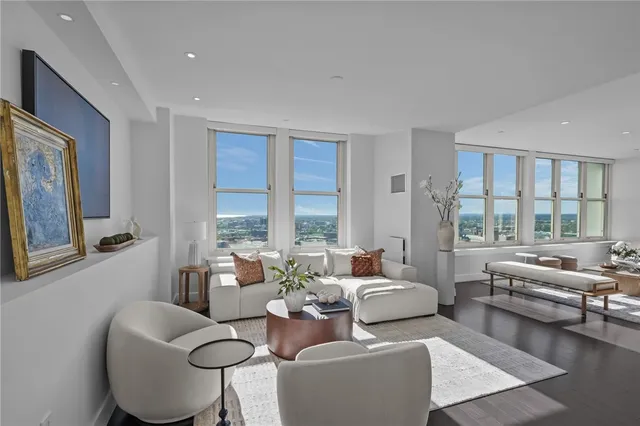 $18,000 | 1 West Exchange Street, Unit 3102, Providence, RI 02903