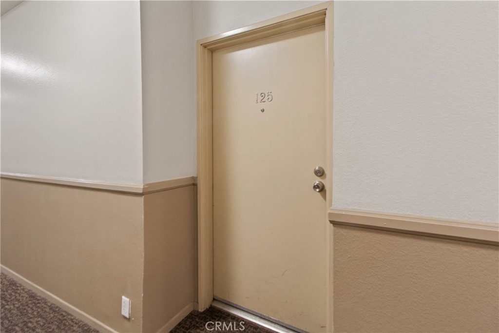 19350 Sherman Way, Unit 125 Reseda, CA 91335 - Photo 17 of 20 a view of bathroom