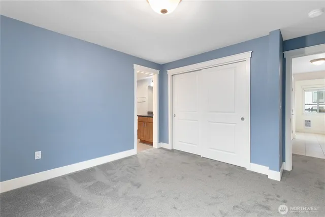 $569,500 | 3204 81st Place Southeast, Unit B202, Mercer Island, WA 98040