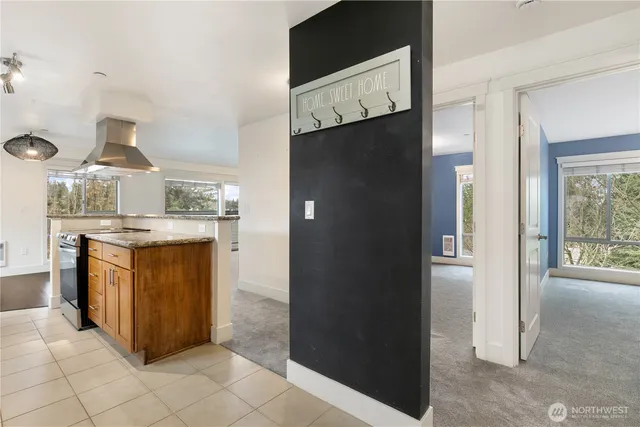 $569,500 | 3204 81st Place Southeast, Unit B202, Mercer Island, WA 98040