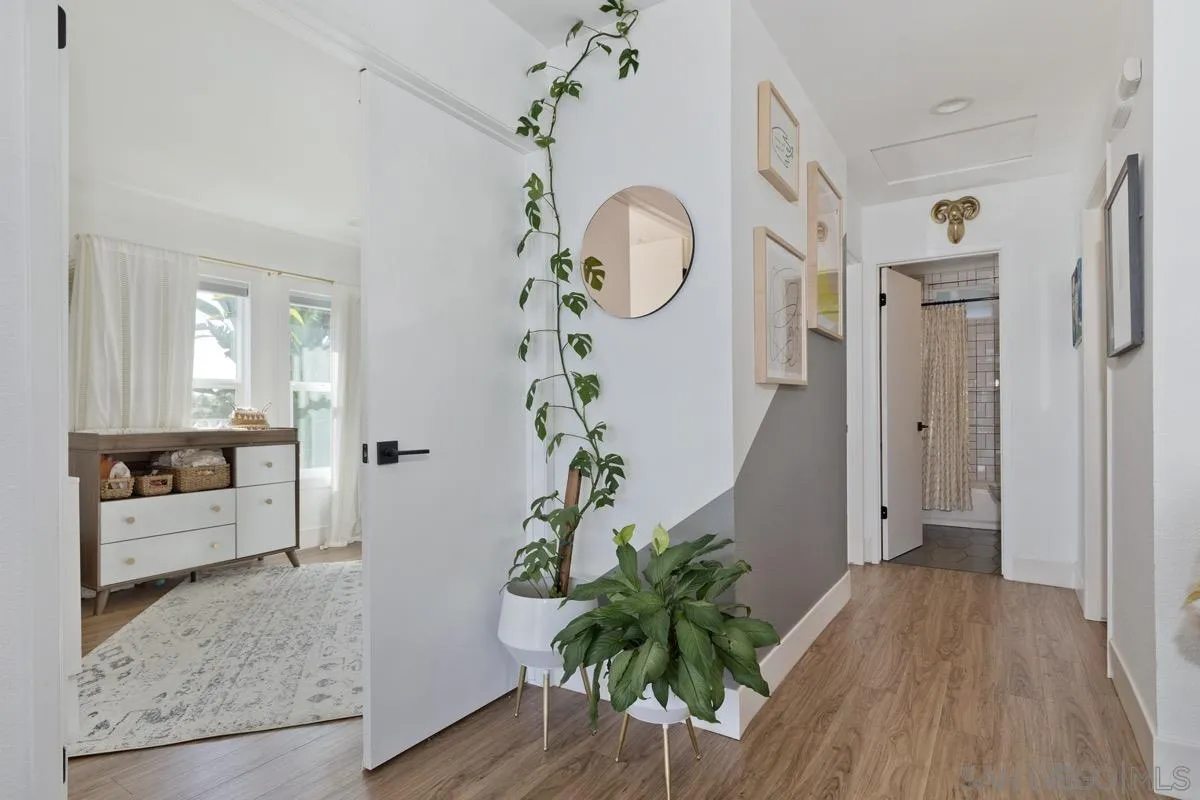 281 Rodney Avenue Encinitas, CA 92024 - Photo 23 of 31 Gallery Image 23