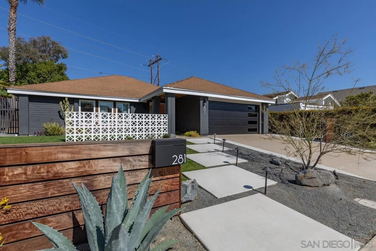 281 Rodney Avenue Encinitas, CA 92024 - Photo 3 of 31 Gallery Image 3