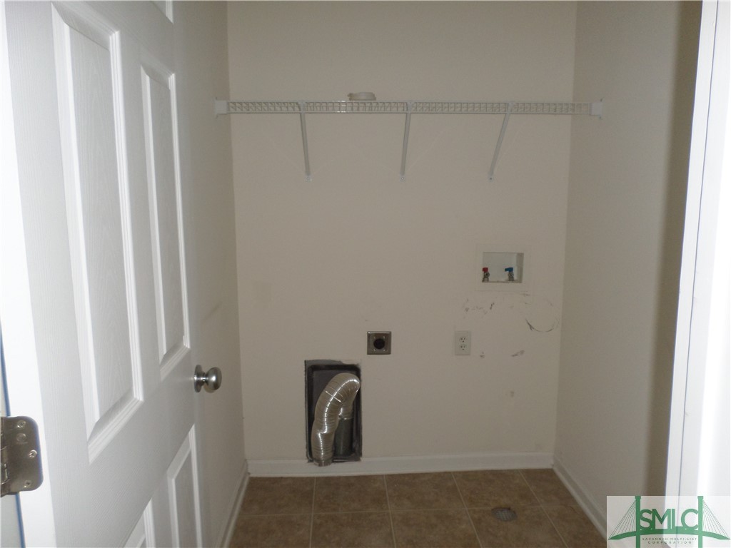 244 Opus Court Pooler, GA 31322 - Photo 19 of 27 Laundry room
