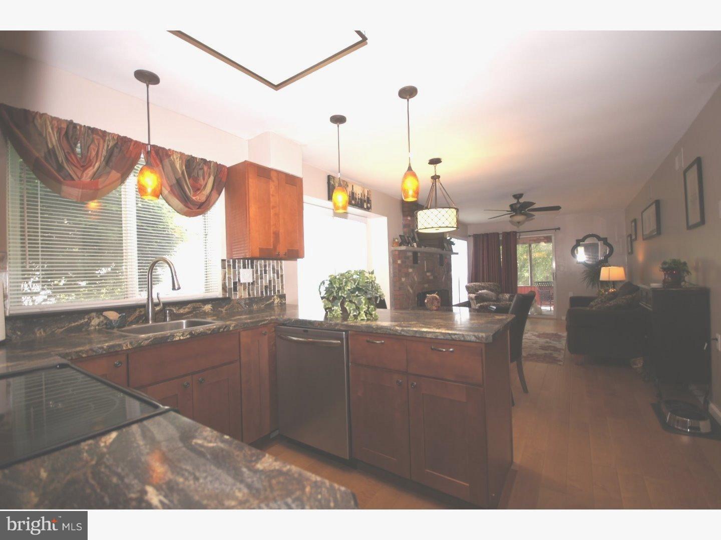 14 Windsor Road Southampton, NJ 08088 - Photo 6 of 23 Kitchen