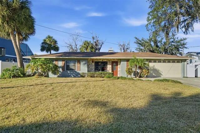 $485,000 | 2051 Northwest 17th Street, Crystal River, FL 34428