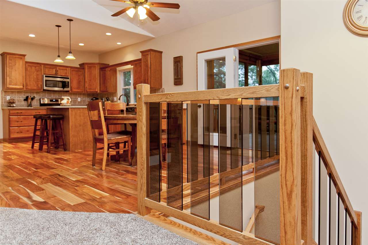 1095 Vista Road Ely, IA 52227 - Photo 8 of 43 Gallery Image 8