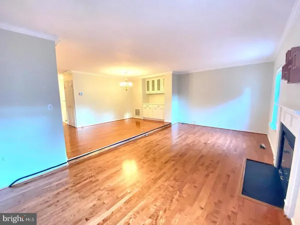 $2,400 | 19121 Cherry Bend Drive, Germantown, MD 20874