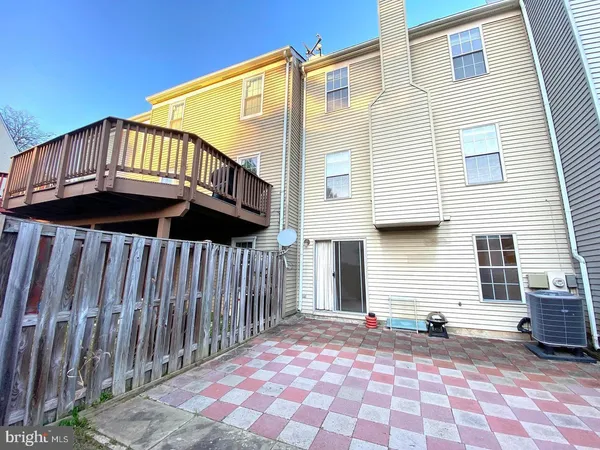 $2,400 | 19121 Cherry Bend Drive, Germantown, MD 20874