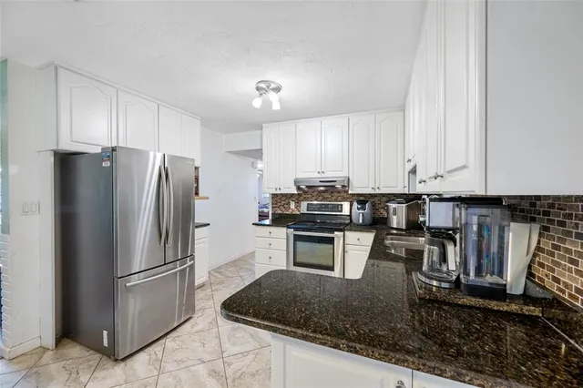 $459,000 | 1900 60th Way North, St. Petersburg, FL 33710