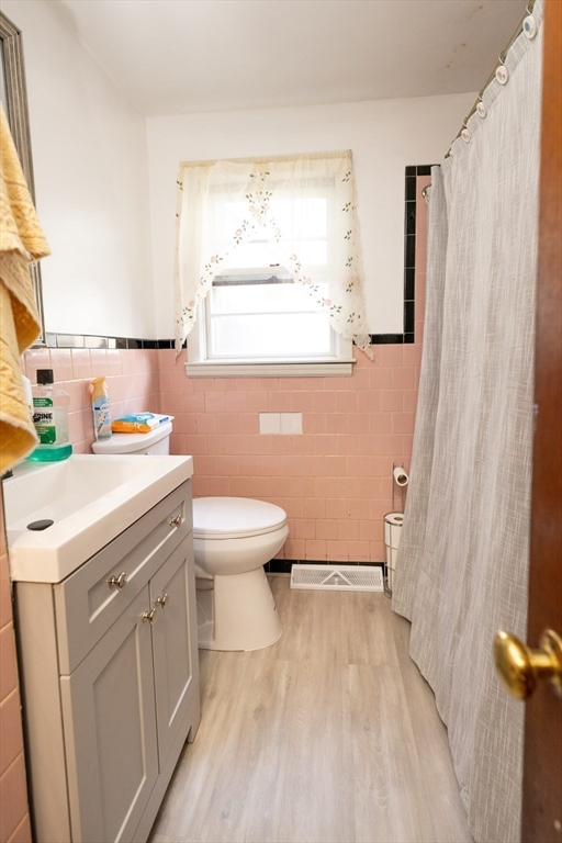38 Warren Street Revere, MA 02151 - Photo 12 of 32