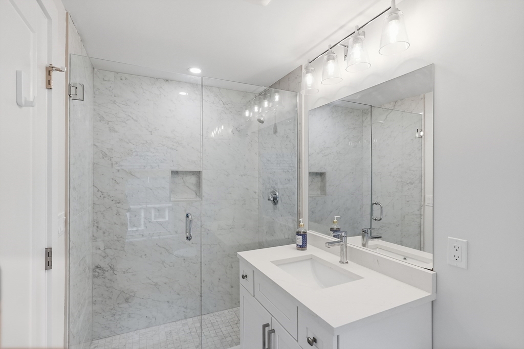 42 Messinger Street, Unit 42 Canton, MA 02021 - Photo 32 of 34 Gallery Image 32