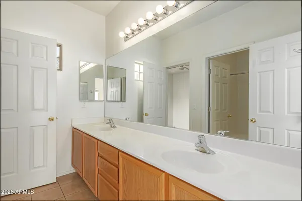 $2,150 | 513 West Beautiful Lane, Phoenix, AZ 85041