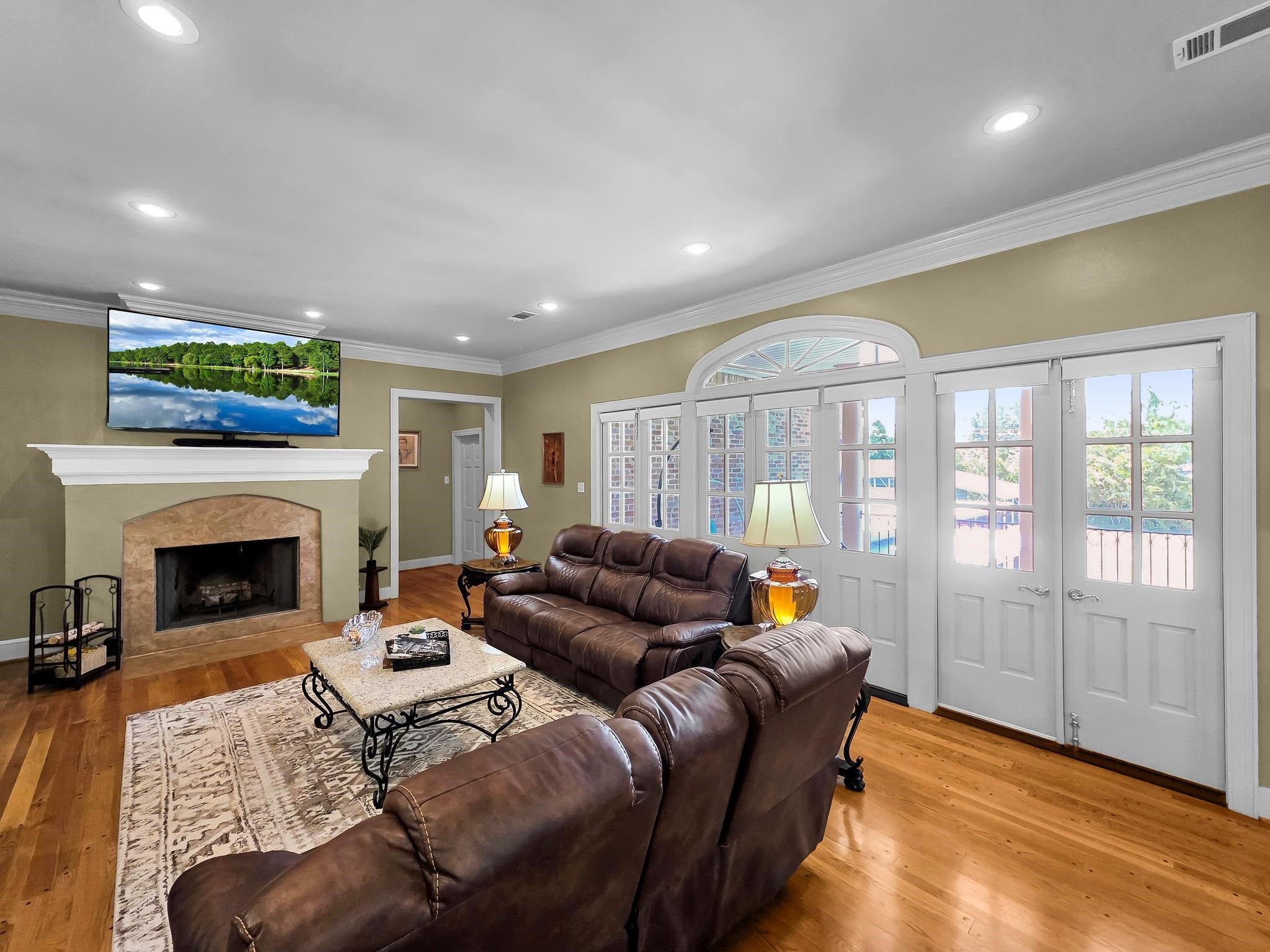 1725 Thomas Road Beaumont, TX 77706 - Photo 13 of 49 Gallery Image 13
