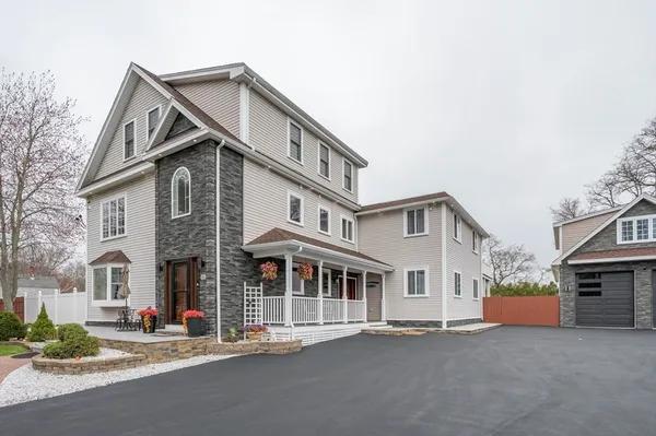 $2,100,000 | 49 Beach Road, Salisbury, MA 01952