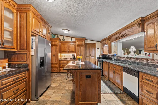 $160,000 | 59 Waller Pittman Drive, Waynesboro, MS 39367