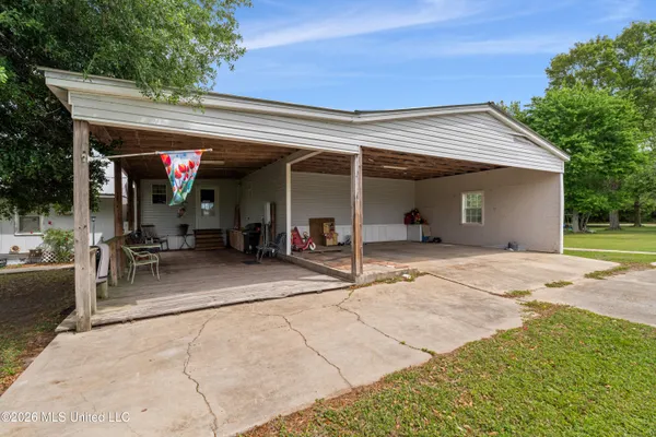 $160,000 | 59 Waller Pittman Drive, Waynesboro, MS 39367