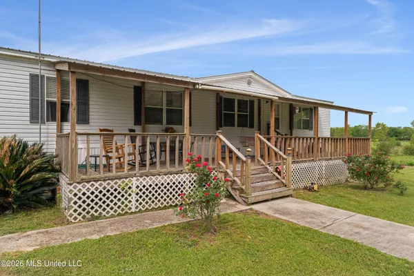 $160,000 | 59 Waller Pittman Drive, Waynesboro, MS 39367