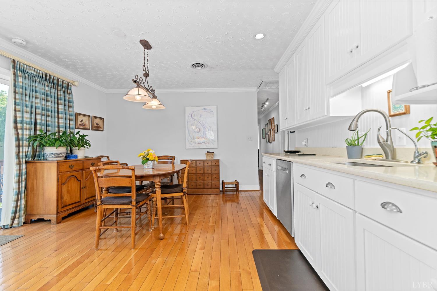 580 Kenmore Road Amherst, VA 24521 - Photo 8 of 31 Gallery Image 8