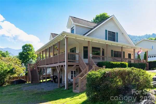 $799,000 | 60 Rolling Lane, Maggie Valley, NC 28751