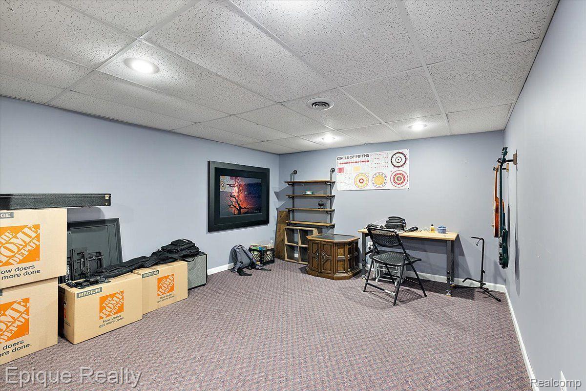 3324 West Drahner Road Oxford, MI 48371 - Photo 44 of 72 Gallery Image 44