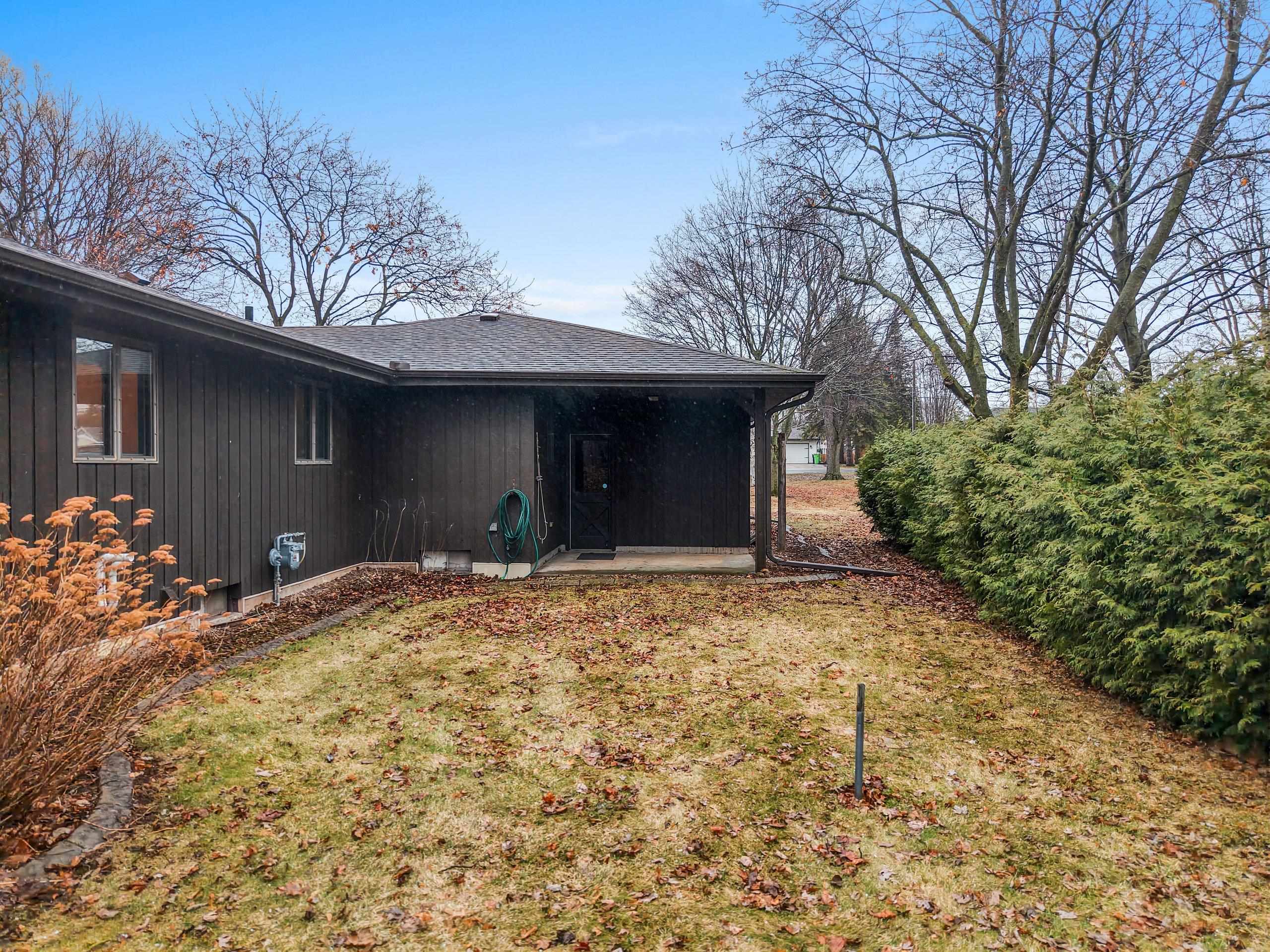 N9562 Otte Court Appleton, WI 54915 - Photo 7 of 60