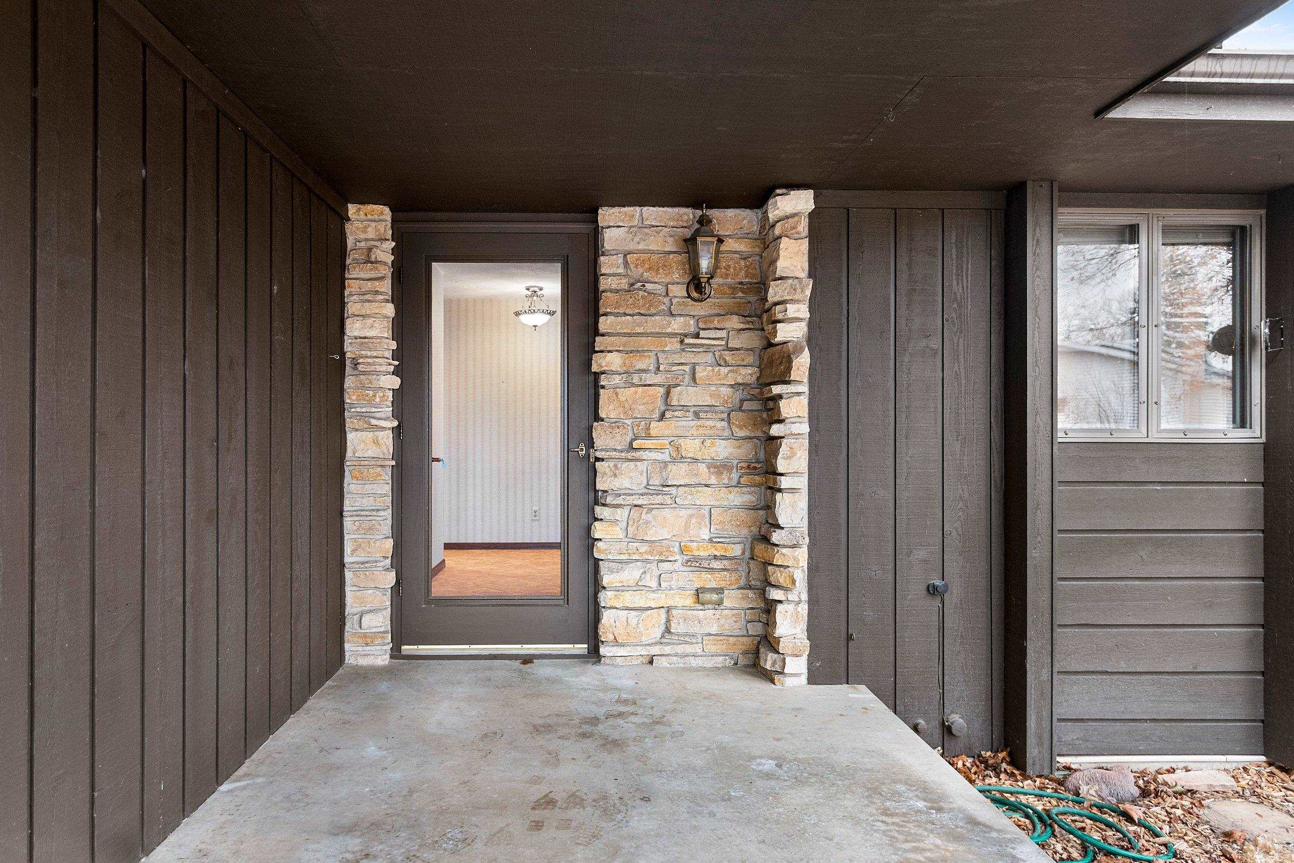 N9562 Otte Court Appleton, WI 54915 - Photo 8 of 60