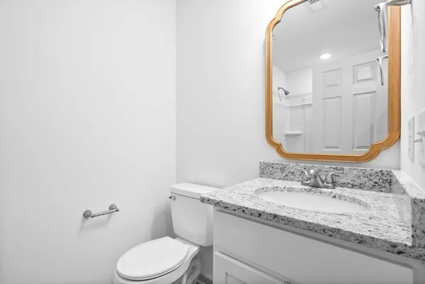 $1,495 | 933 Center Road, Unit B, Clarksville, TN 37042