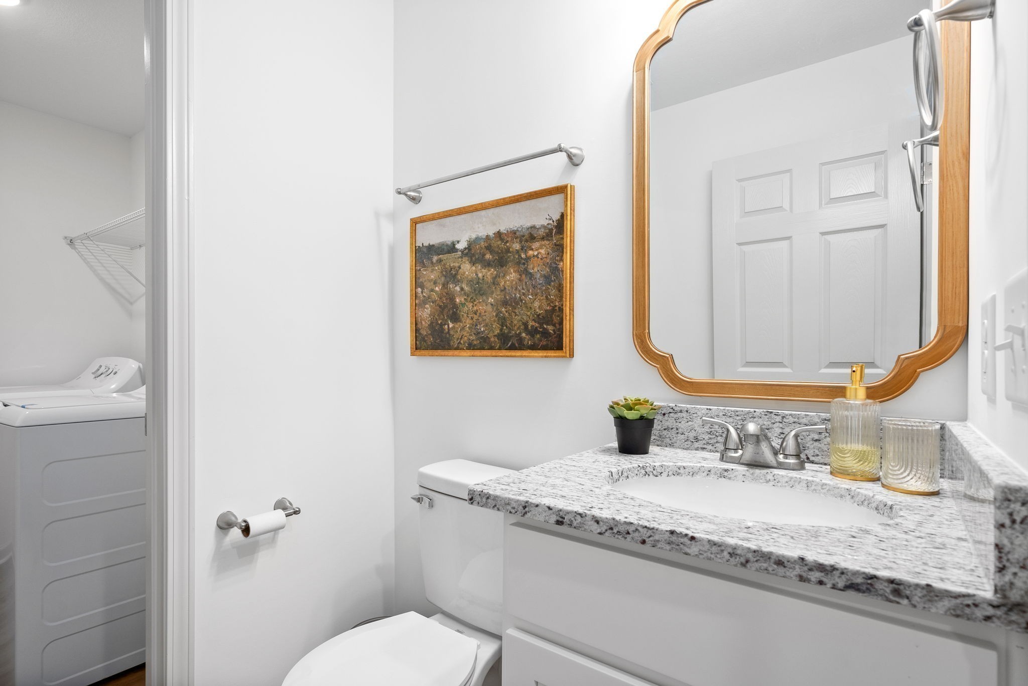 933 Center Road, Unit B Clarksville, TN 37042 - Photo 5 of 24